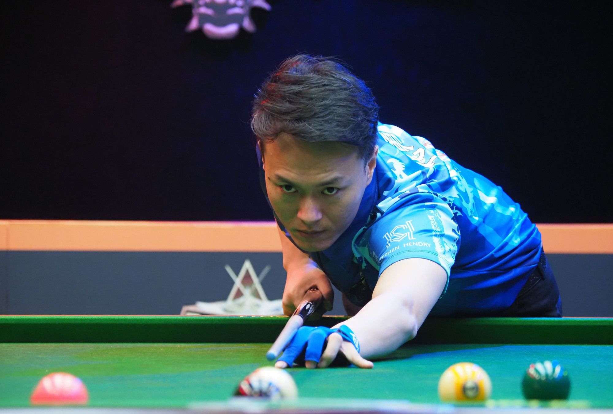 更是通过不 更是通过不