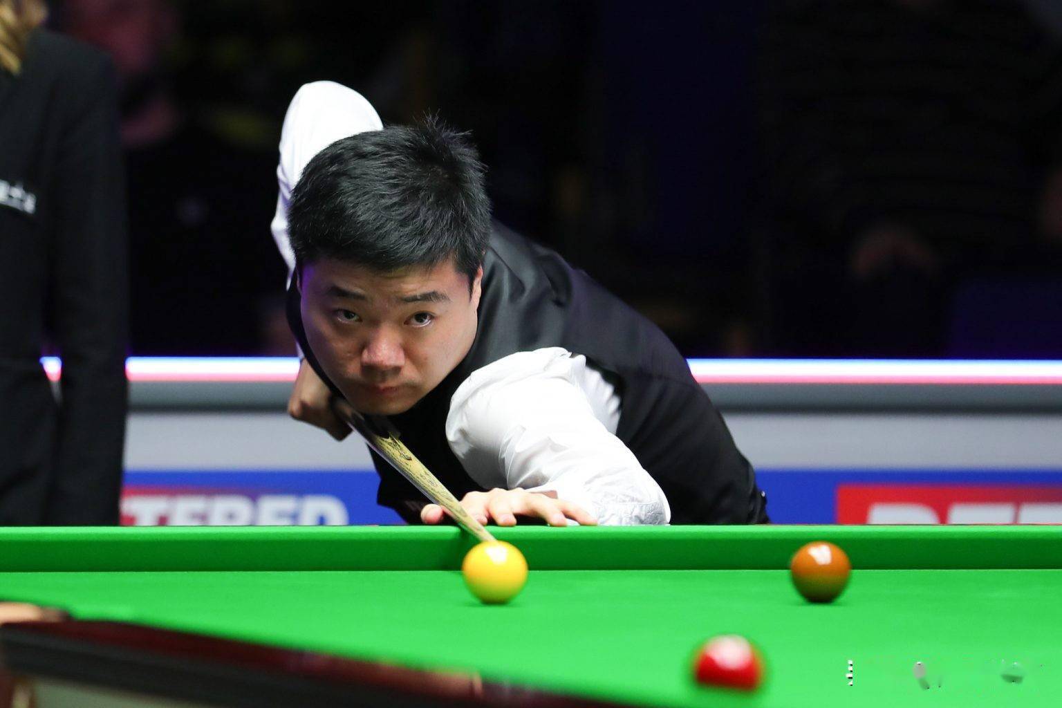 曾经对待外 曾经对待外