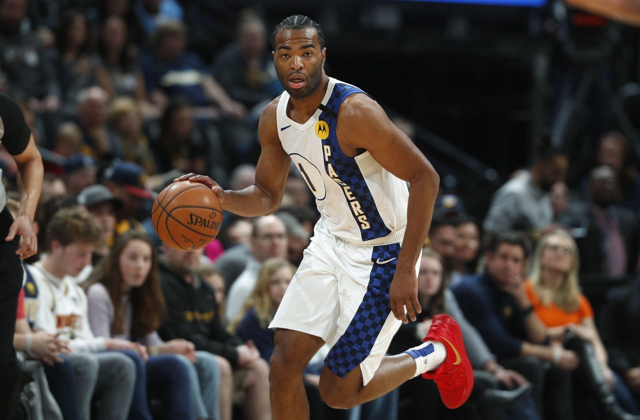 其底线进攻 其底线进攻