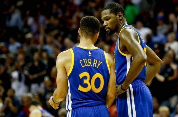 他在采访里 他在采访里