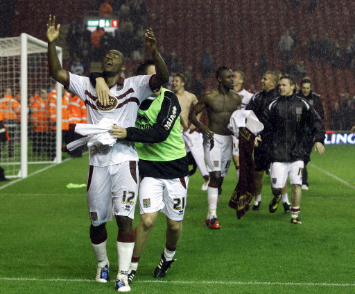 于常规赛 于常规赛